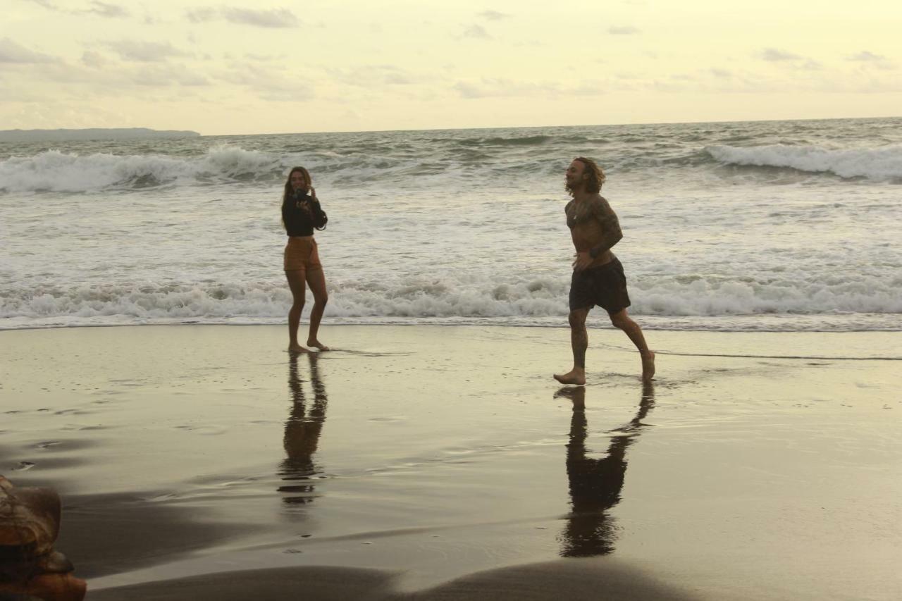 Cening Bagus Bungalow Canggu Eksteriør bilde